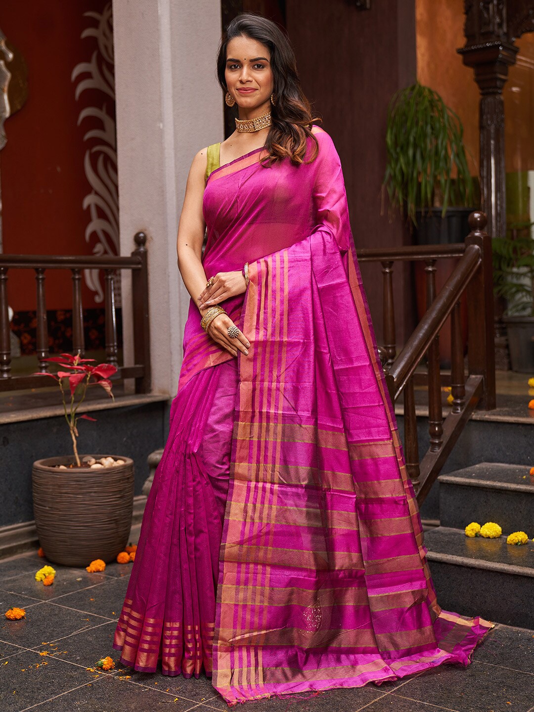 

KARAGIRI Striped Silk Saree, Purple