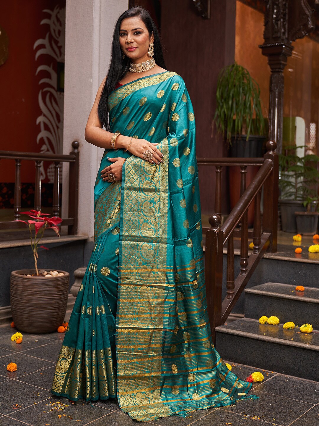 

KARAGIRI Ethnic Motif Woven Silk Blend Zari Saree, Teal