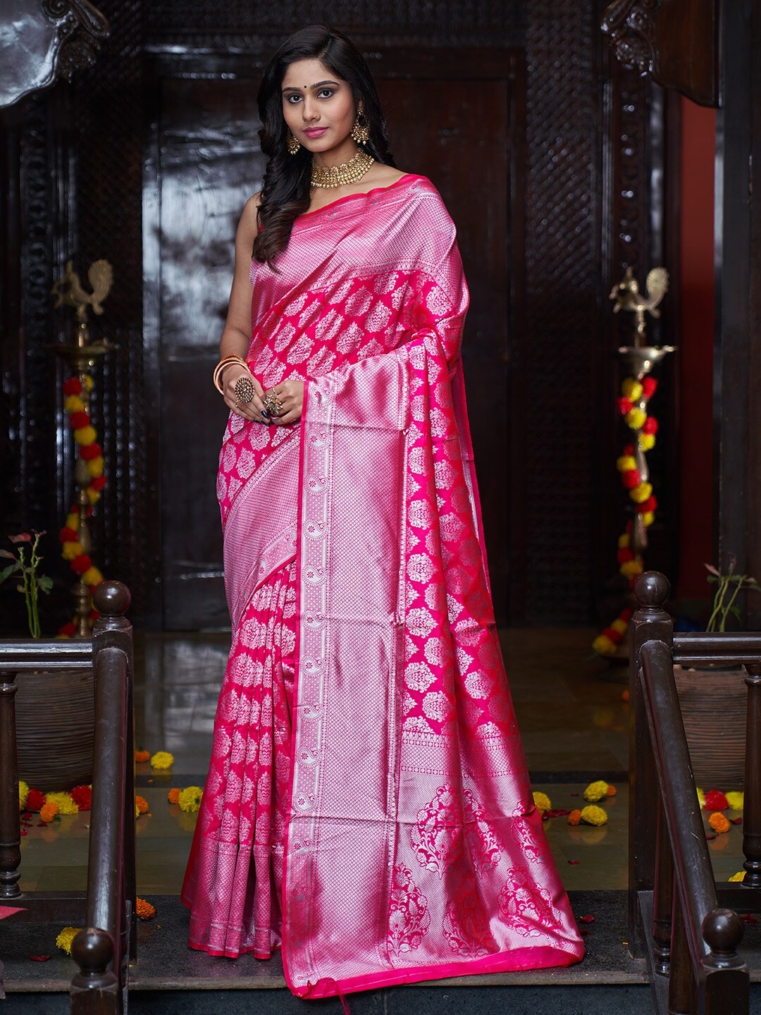 

KARAGIRI Ethnic Motif Woven Zari Silk Blend Saree, Fuchsia