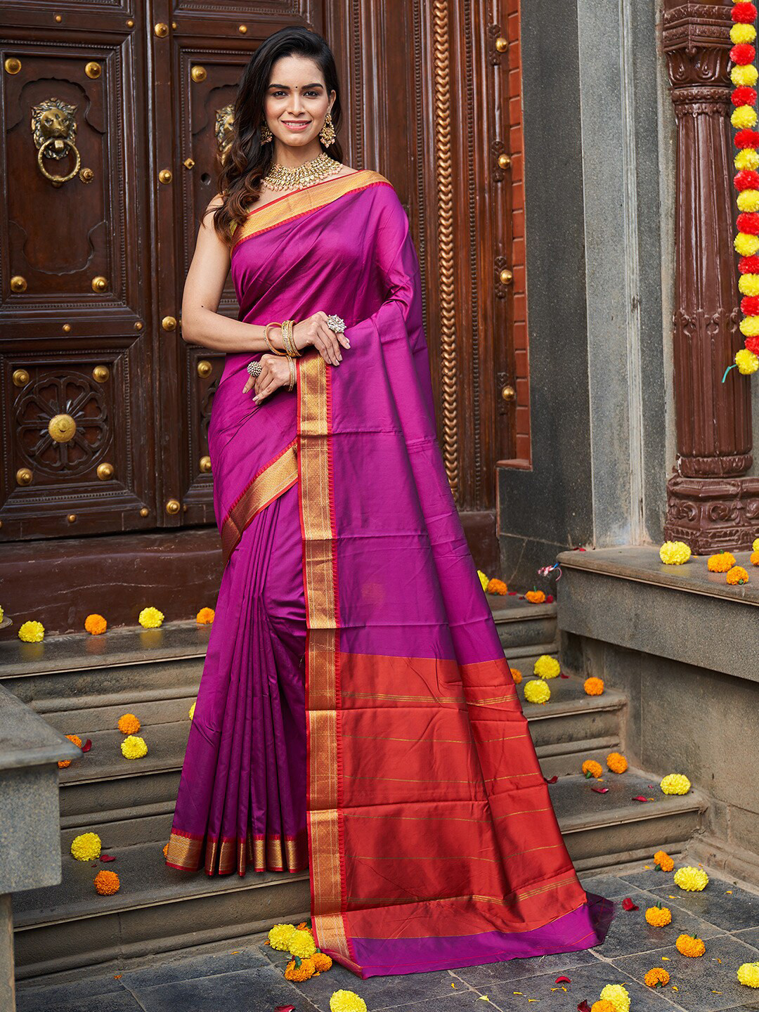 

KARAGIRI Woven Design Silk Blend Saree, Purple