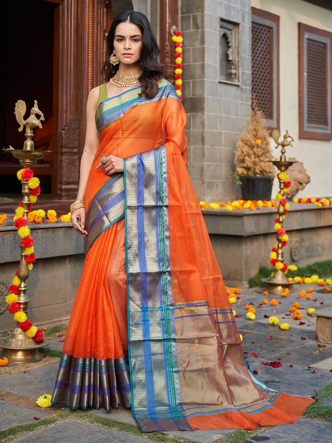 

KARAGIRI Woven Design Zari Saree, Orange