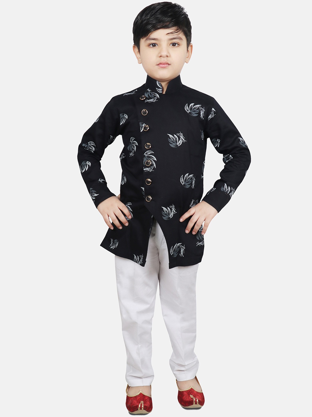 

SG YUVRAJ Boys Floral Printed Mandarin Collar Kurta with Trousers, Navy blue