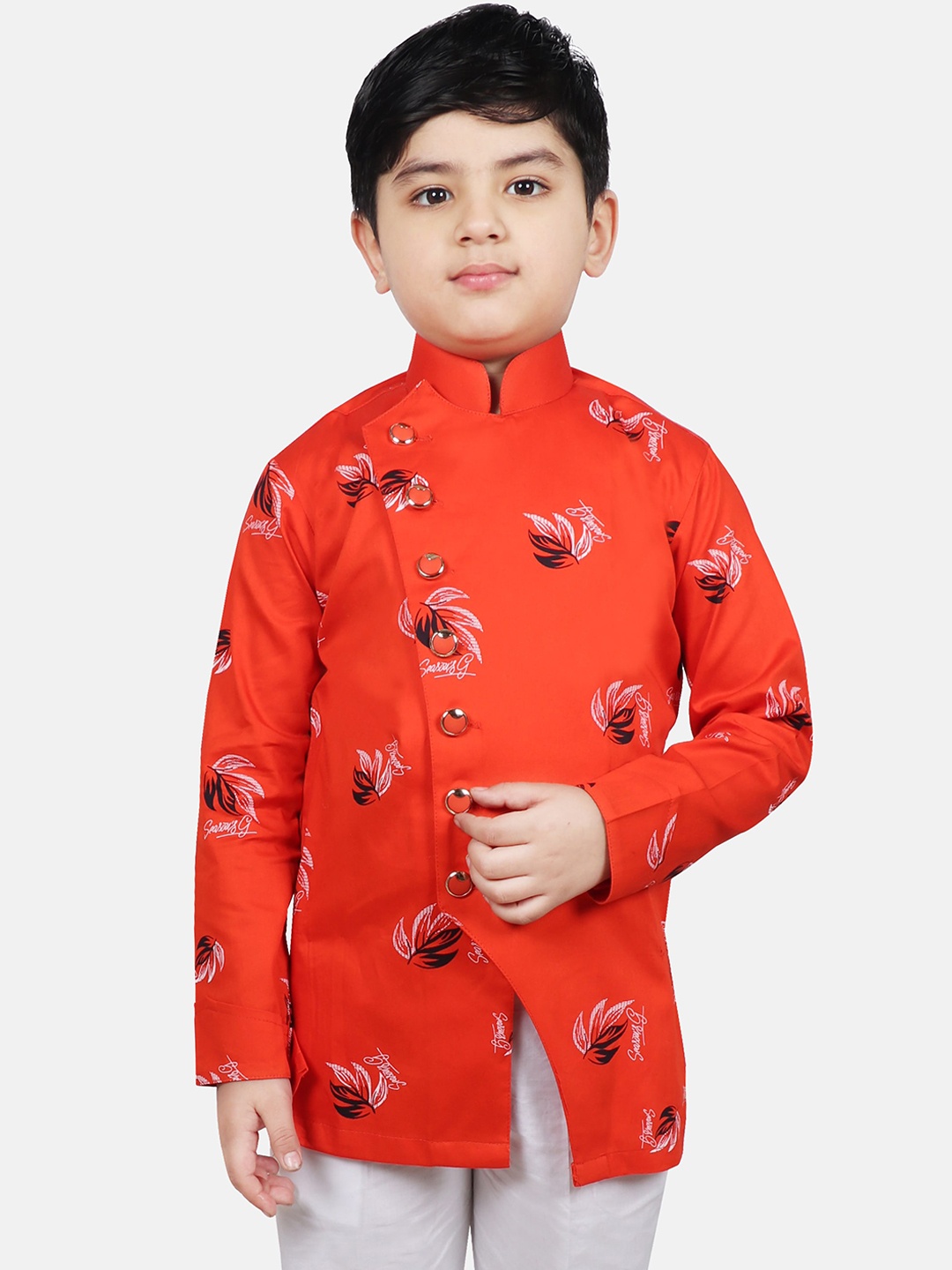 

SG YUVRAJ Boys Floral Printed Mandarin Collar Angrakha Kurta, Orange