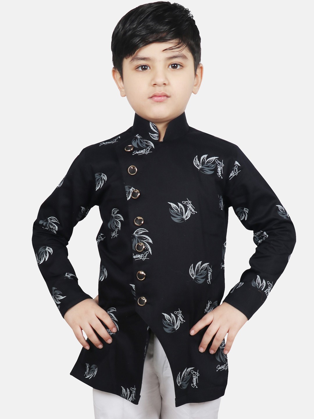 

SG YUVRAJ Boys Floral Printed Kurta, Navy blue