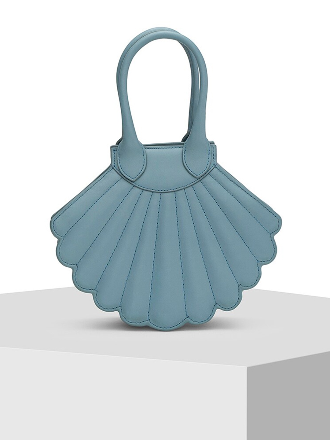 

TIGER MARRON Leather Structured Handheld Bag, Blue