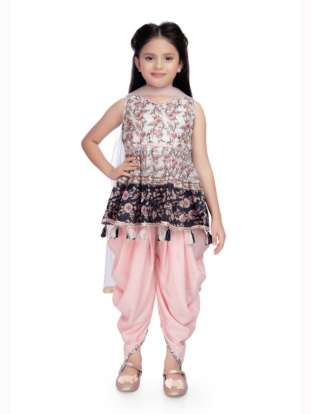 

Tiny Kingdom Girls Floral Printed Sequinned Anarkali Kurta with Dhoti Pants & Dupatta, Pink