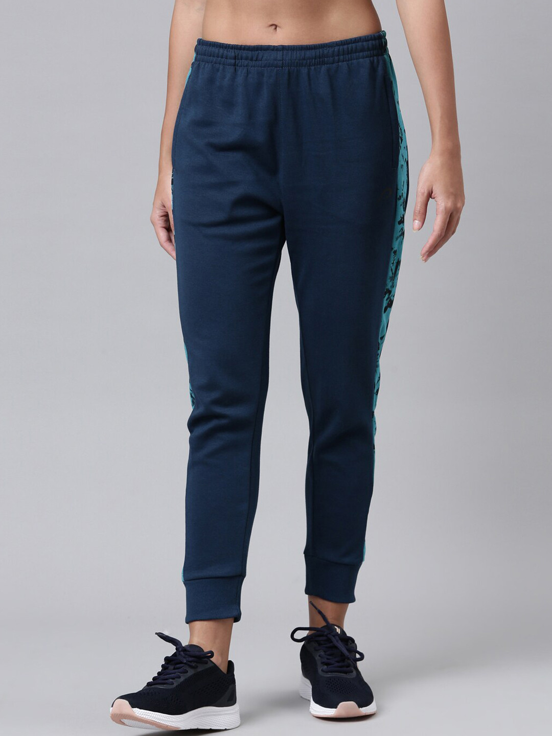 

Proline Women Side Printed Detail Cotton Mid-Rise Joggers, Blue