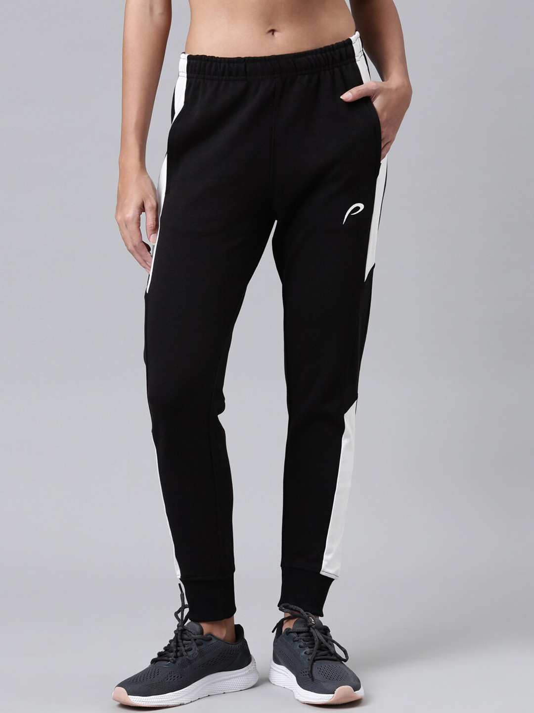 

Proline Women Mid-Rise Cotton Joggers, Black