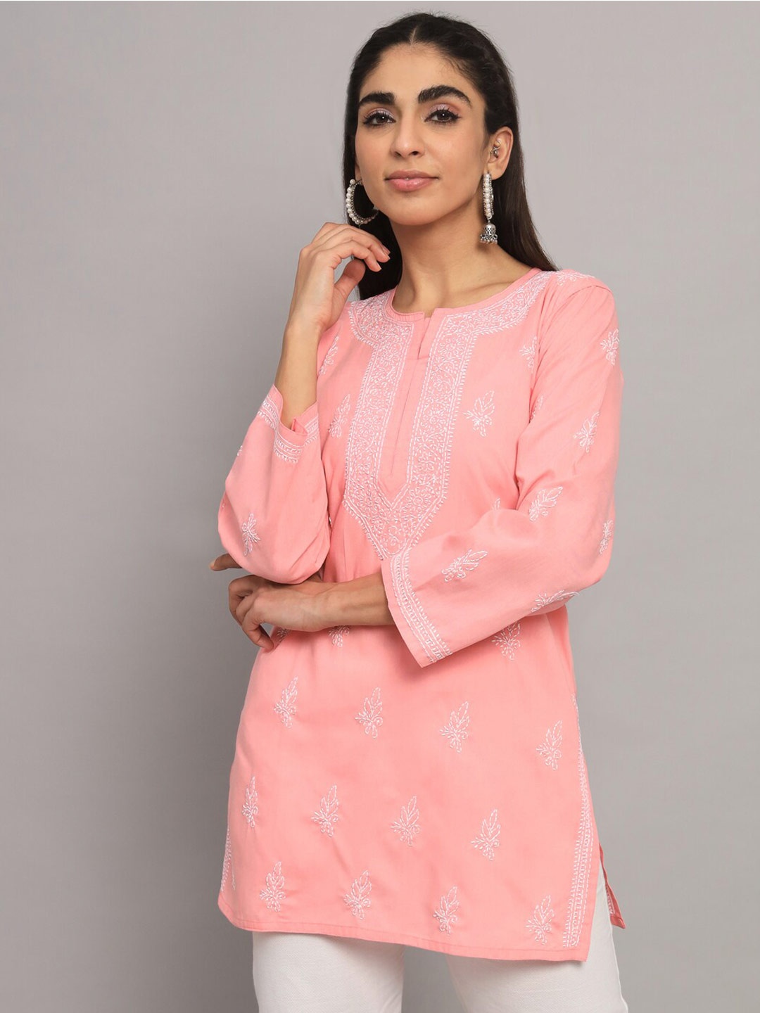 

PARAMOUNT CHIKAN Ethnic Motifs Embroidered Chikankari Pure Cotton Kurti, Coral