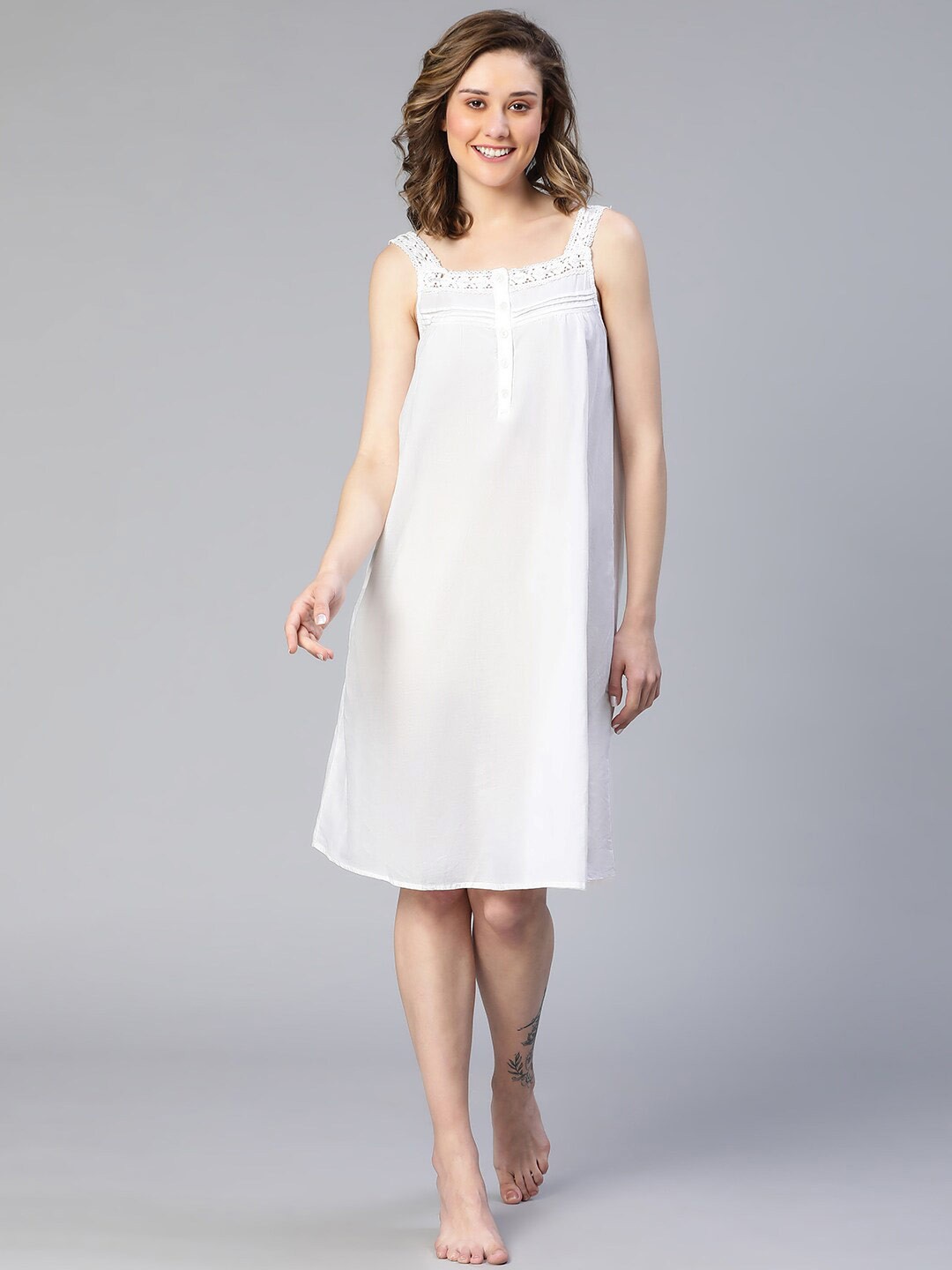 

Oxolloxo Sleeveless Pure Cotton Nightdress, White