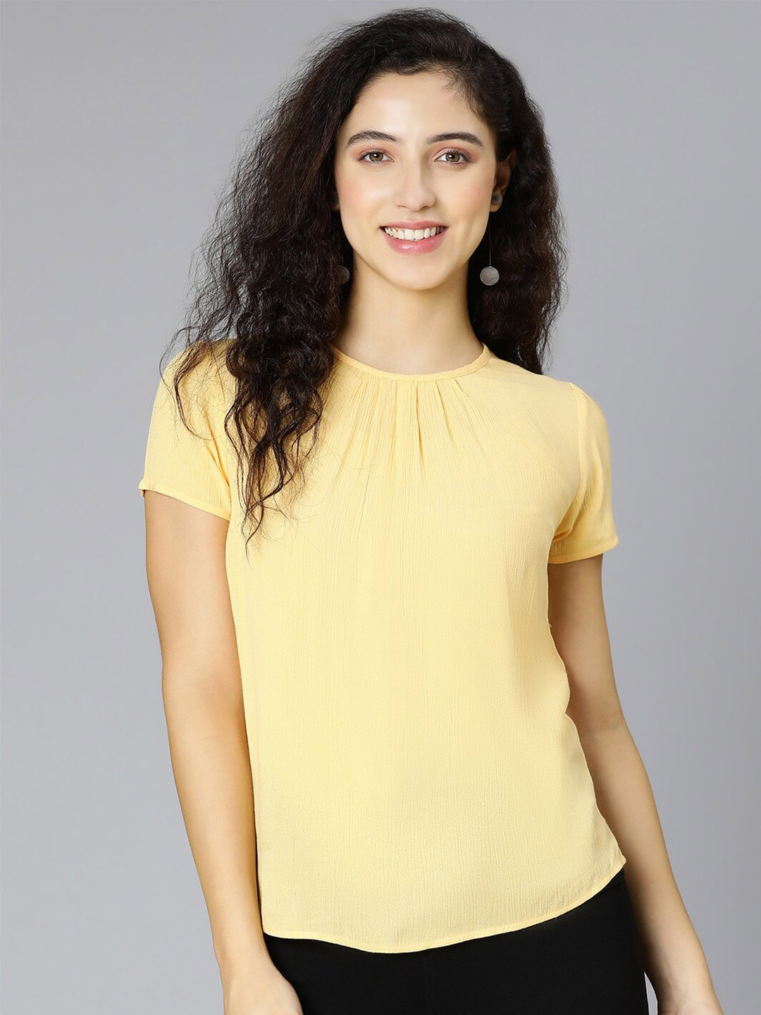 

Oxolloxo Round Neck Pleated Short Sleeves Crepe Top, Yellow