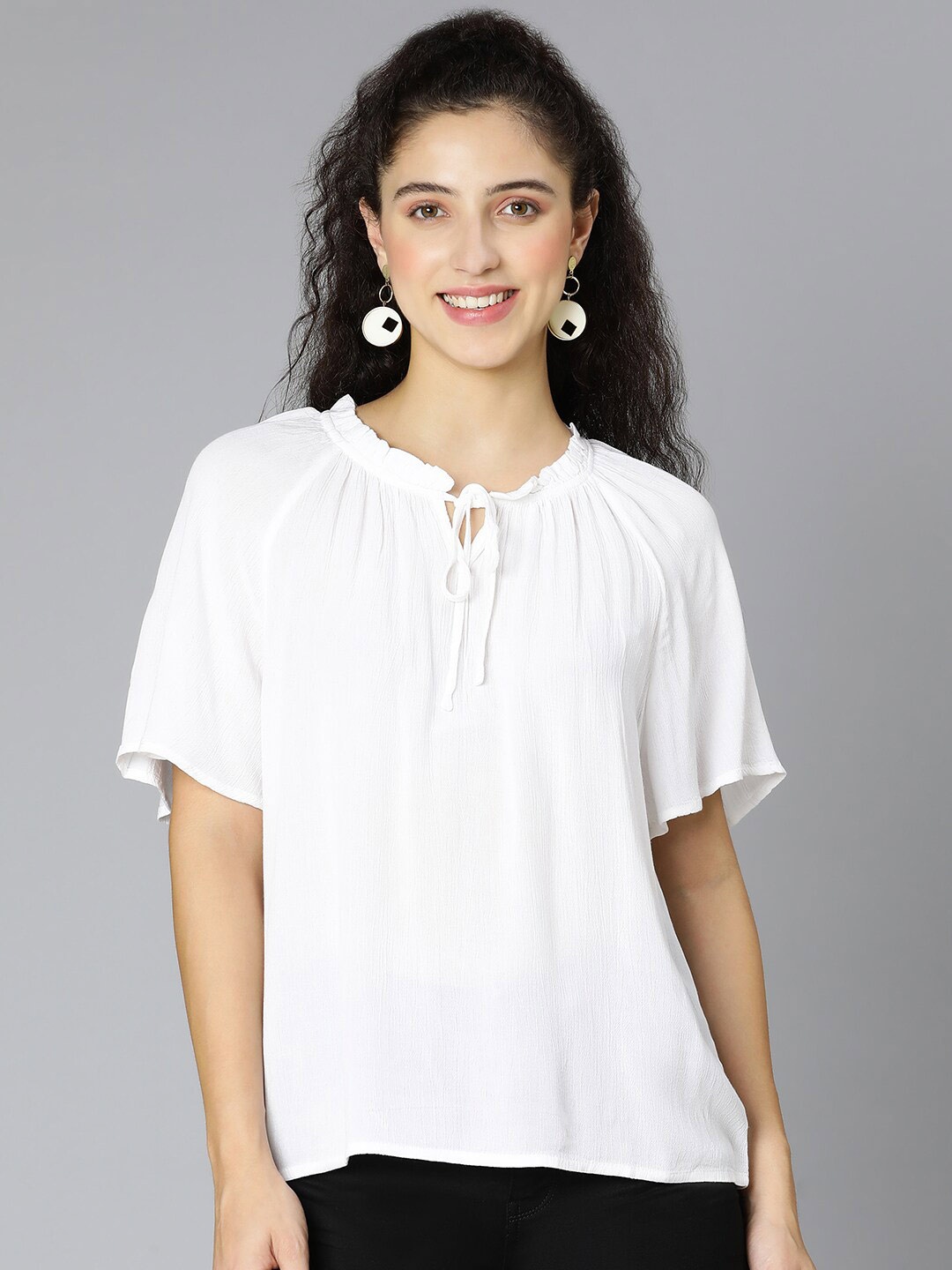 

Oxolloxo Tie-Up Neck Crepe Top, White