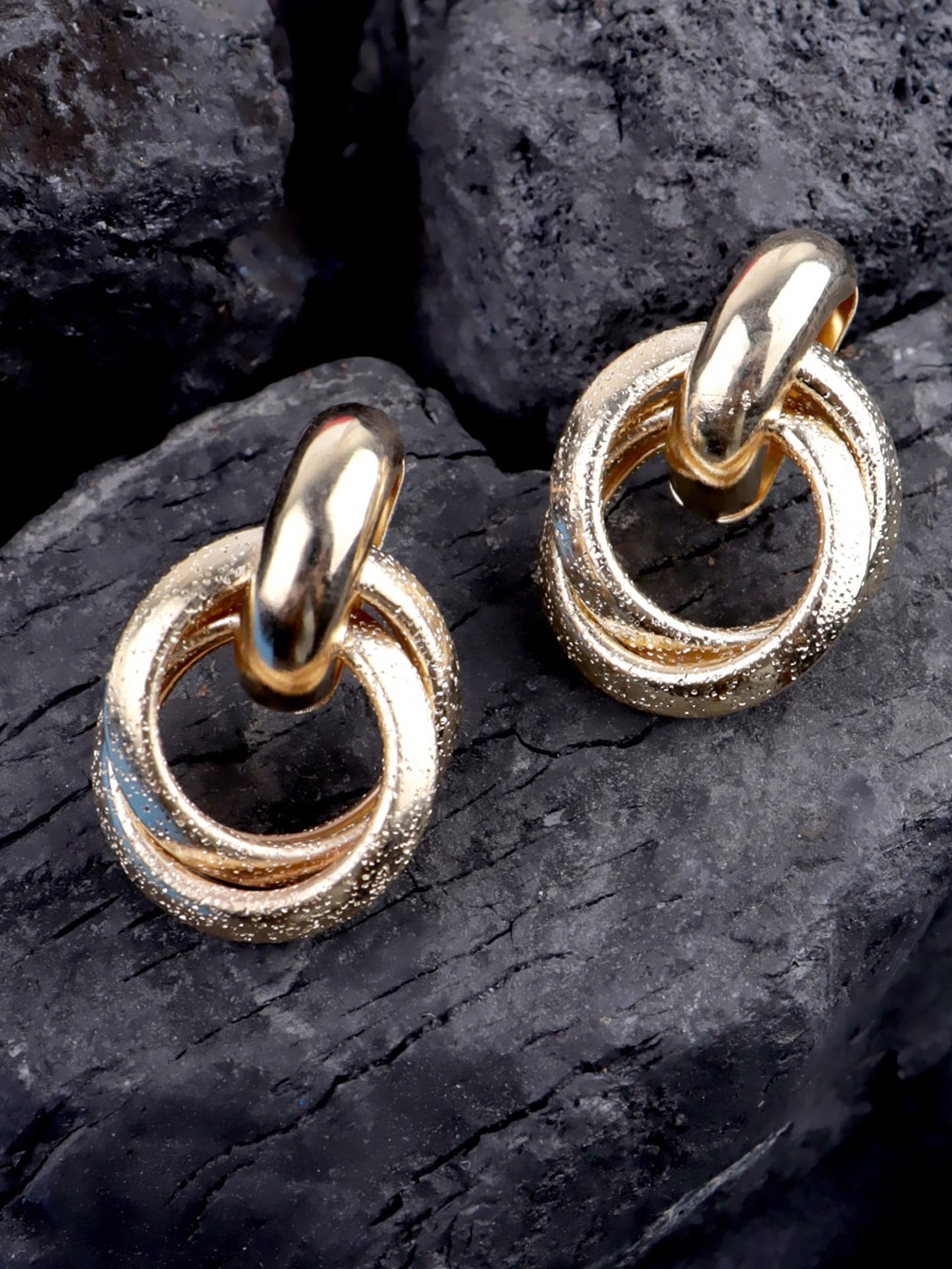 

VAGHBHATT Gold-Plated Circular Drop Earrings