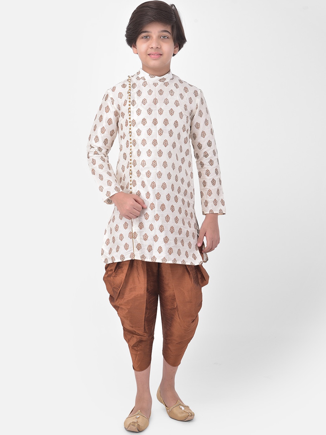 

DEYANN Boys Ethnic Motifs Printed Angrakha Kurta with Patiala, Off white