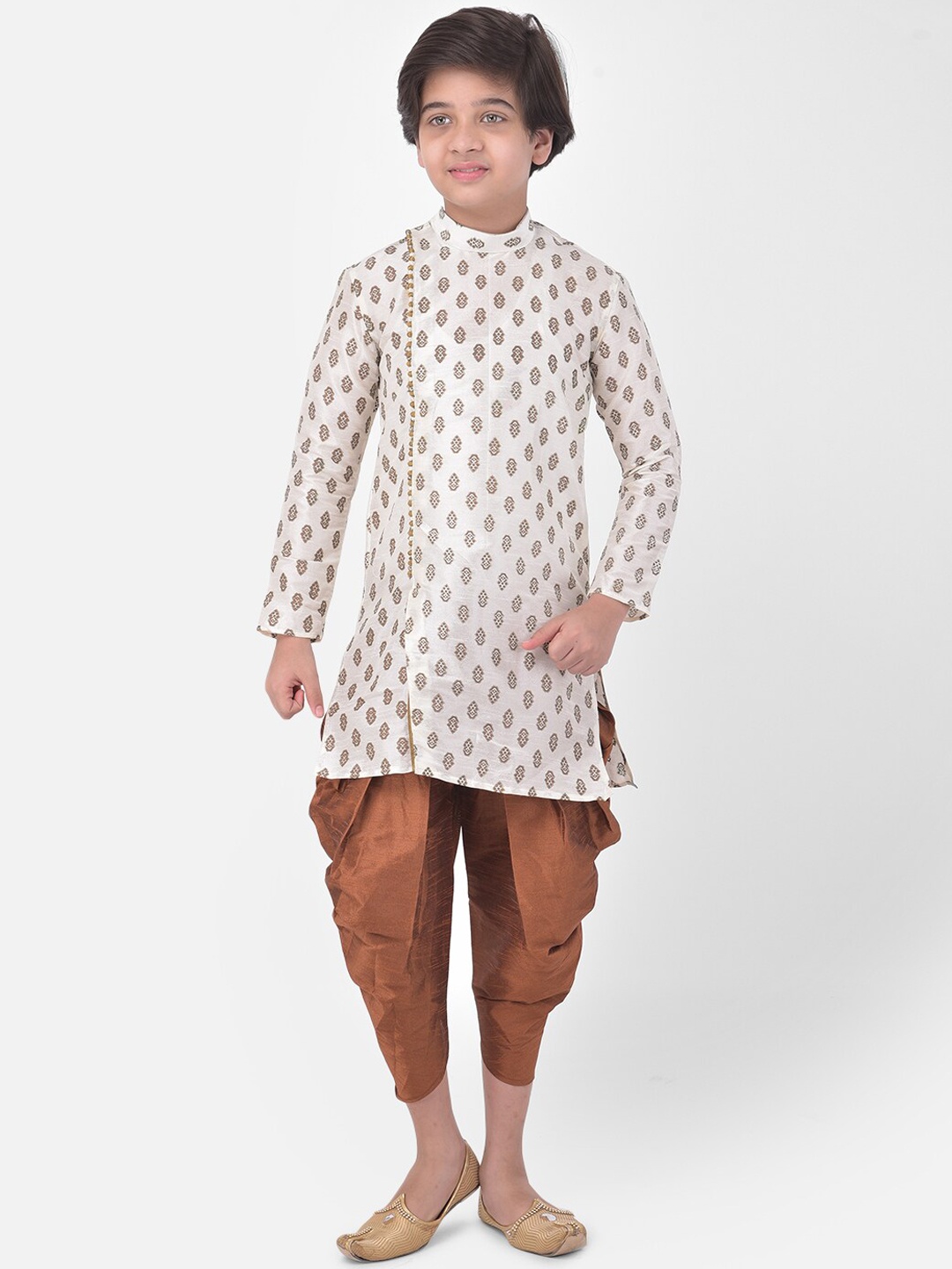 

DEYANN Boys Ethnic Motifs Printed Angrakha Kurta with Patiala, Off white