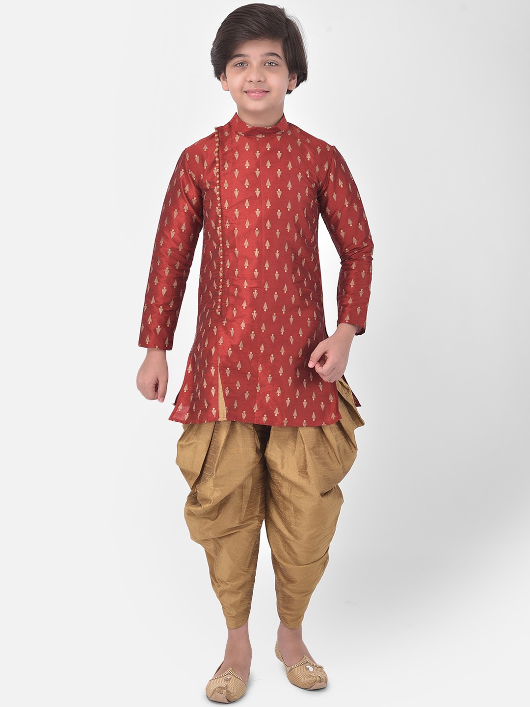 

DEYANN Boys Ethnic Motifs Printed Dupion Silk Kurta with Patiala, Red