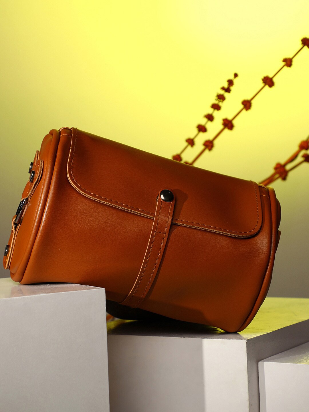 

HAUTE SAUCE by Campus Sutra Structured Sling Bag, Brown