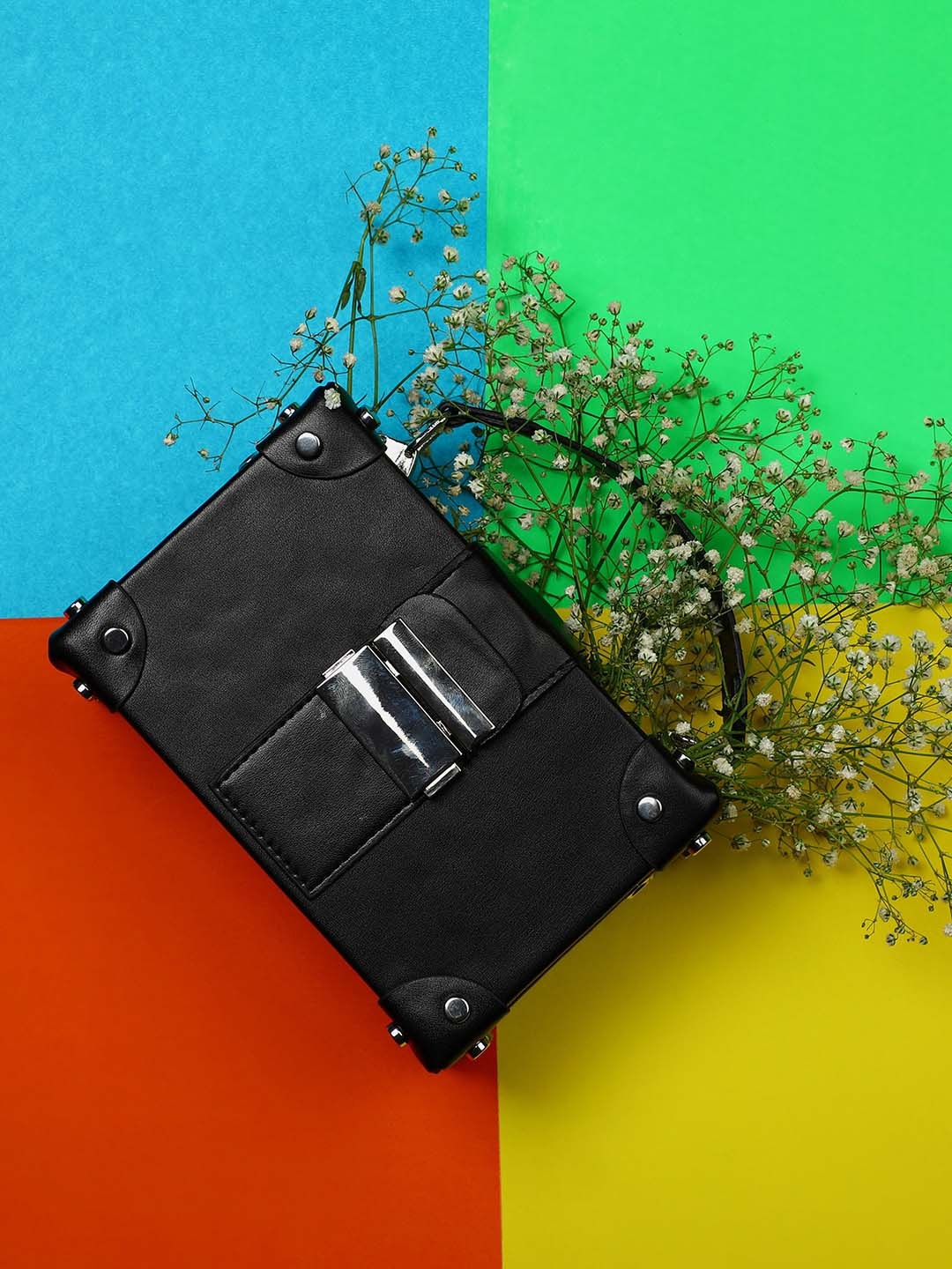 HAUTE SAUCE by Campus Sutra Structured Handheld Bag, Black
