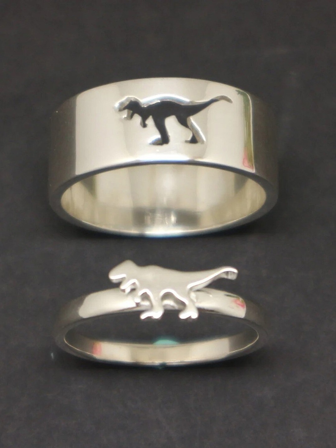 

Pinapes Set Of 4 Gold-Toned & Silver-Toned Adjustable Finger Ring