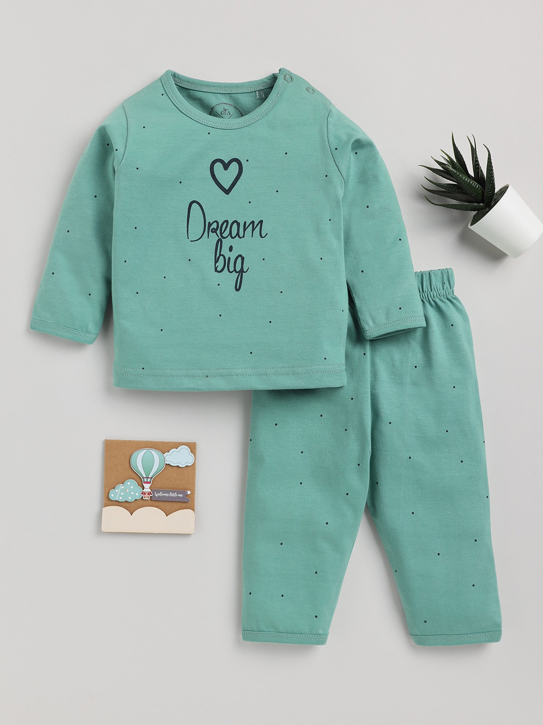 

Clt.s Kids Typography Printed Pure Cotton Night Suit, Green