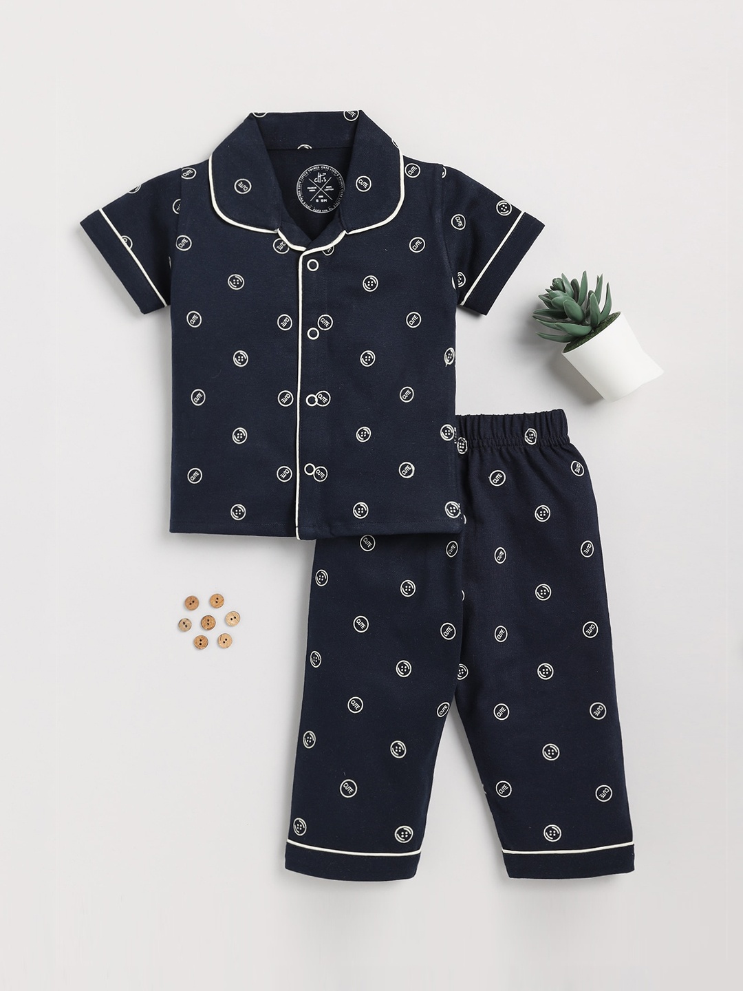 

Clt s Unisex Kids Blue & White Printed Night suit
