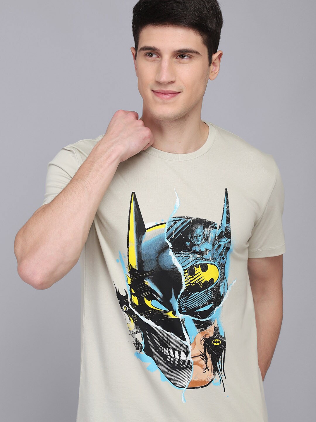

Free Authority Batman Printed Cotton Slim Fit T-Shirt, Beige