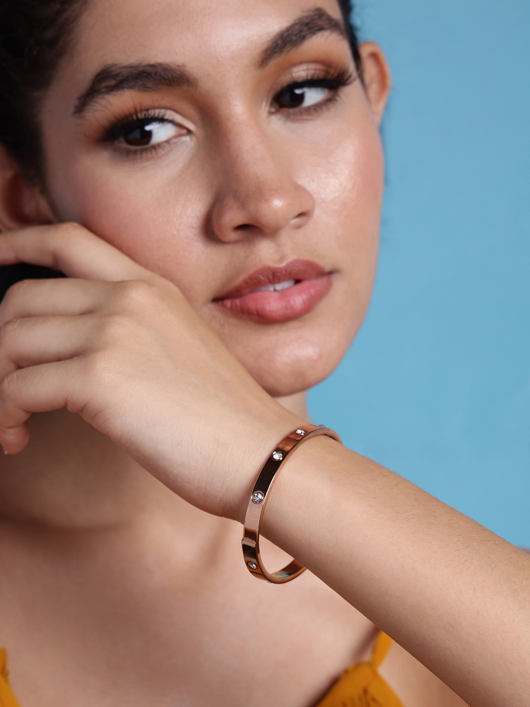 

VOGUE PANASH Women Rose Gold & White Handcrafted Rose Gold-Plated Kada Bracelet