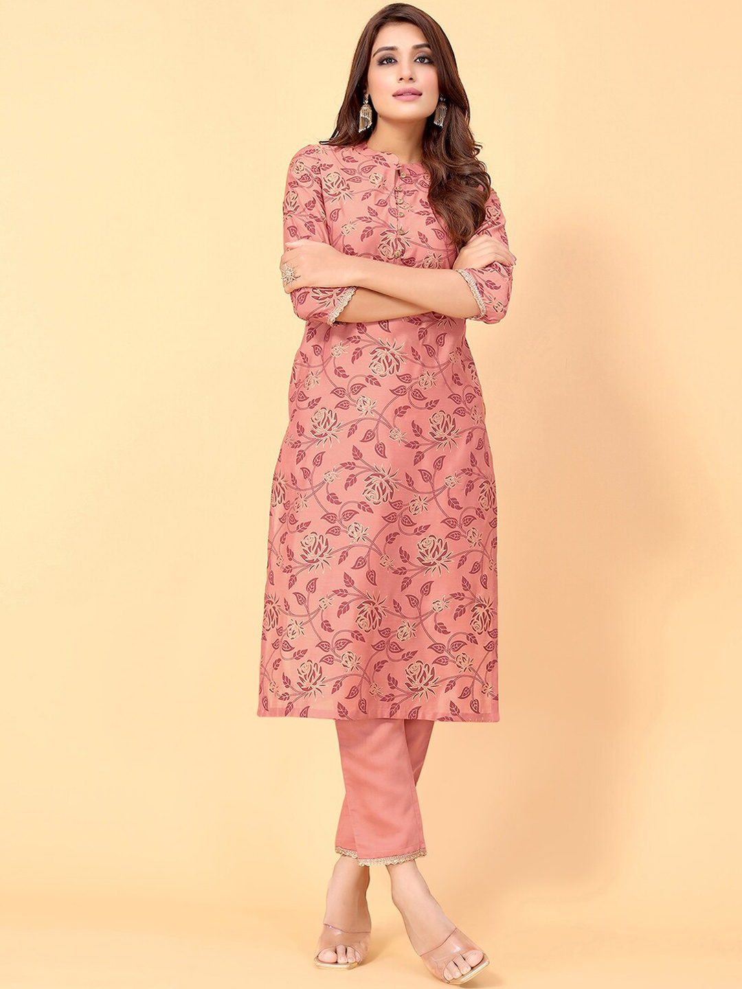 

SKYLEE Band Collar Floral Printed Straight Kurta with Trousers & Dupatta, Pink