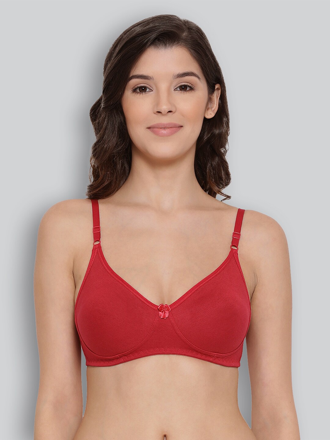 

LYRA Premium Cotton Seamless Moulded T-shirt Bra with Adjustable Strap, Red