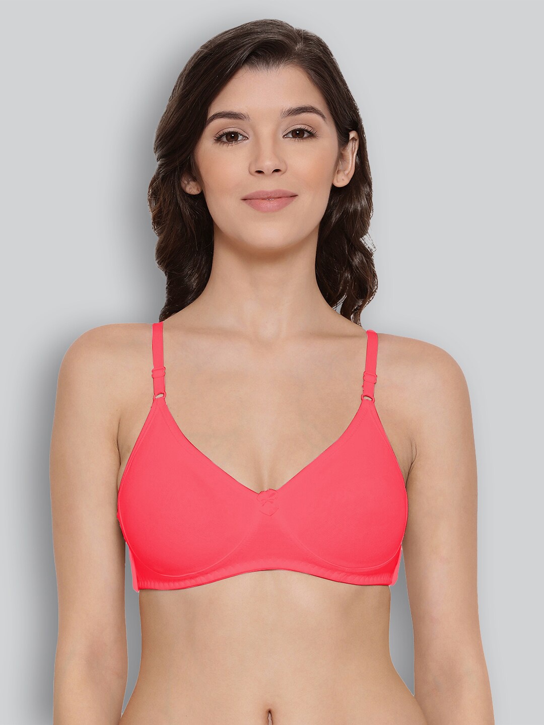 

LYRA Premium Cotton Seamless Moulded Tshirt Bra with Adjustable Strap, Peach