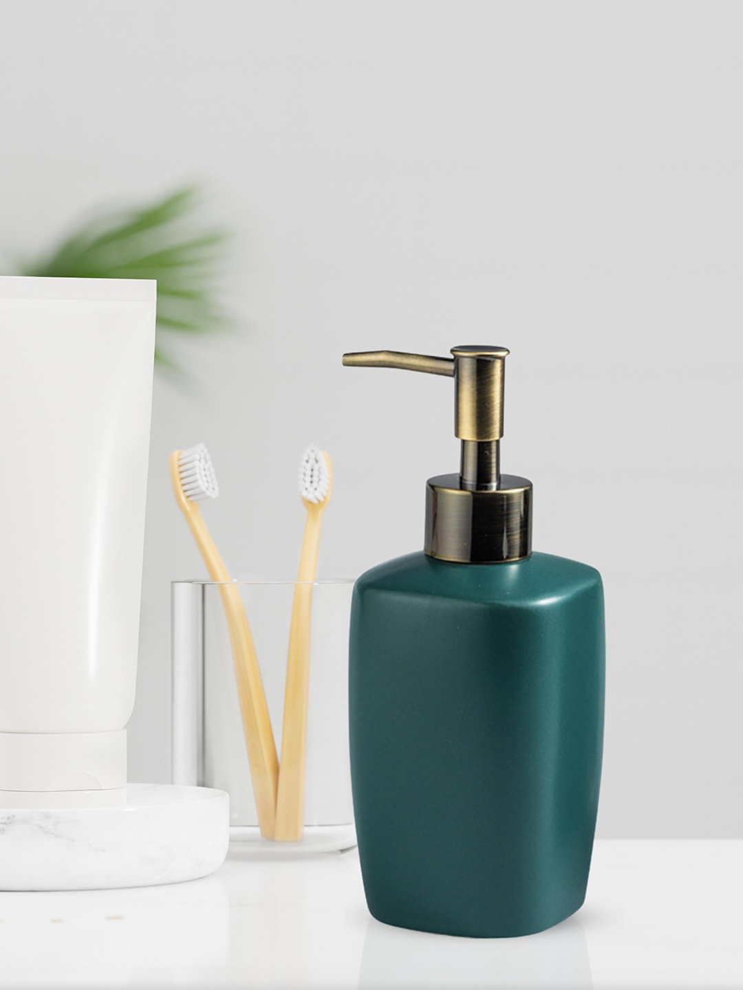 

Nestasia Green Matte Finish Fancy Pump Soap Dispenser - 380ml