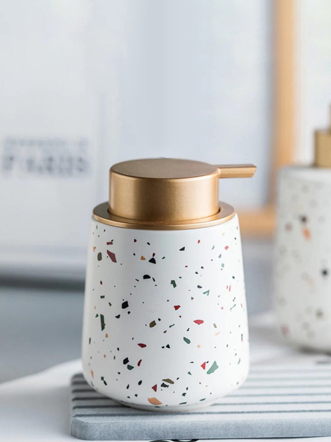 

Nestasia White & Gold-Toned Mosaic Printed Terrazzo Soap Dispenser - 400ml