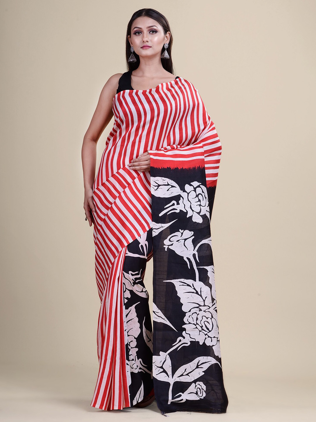 

Laa Calcutta Striped Floral Saree, Red