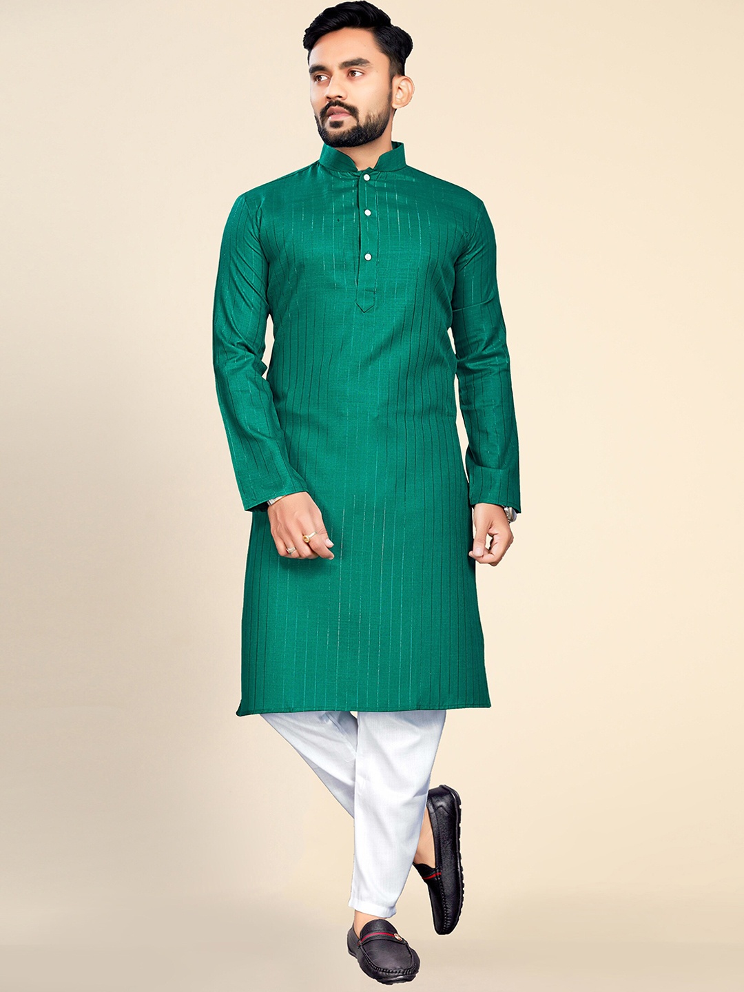 

Ekta Textiles Striped Mandarin Collar Pure Cotton Kurta with Pyjamas, Green