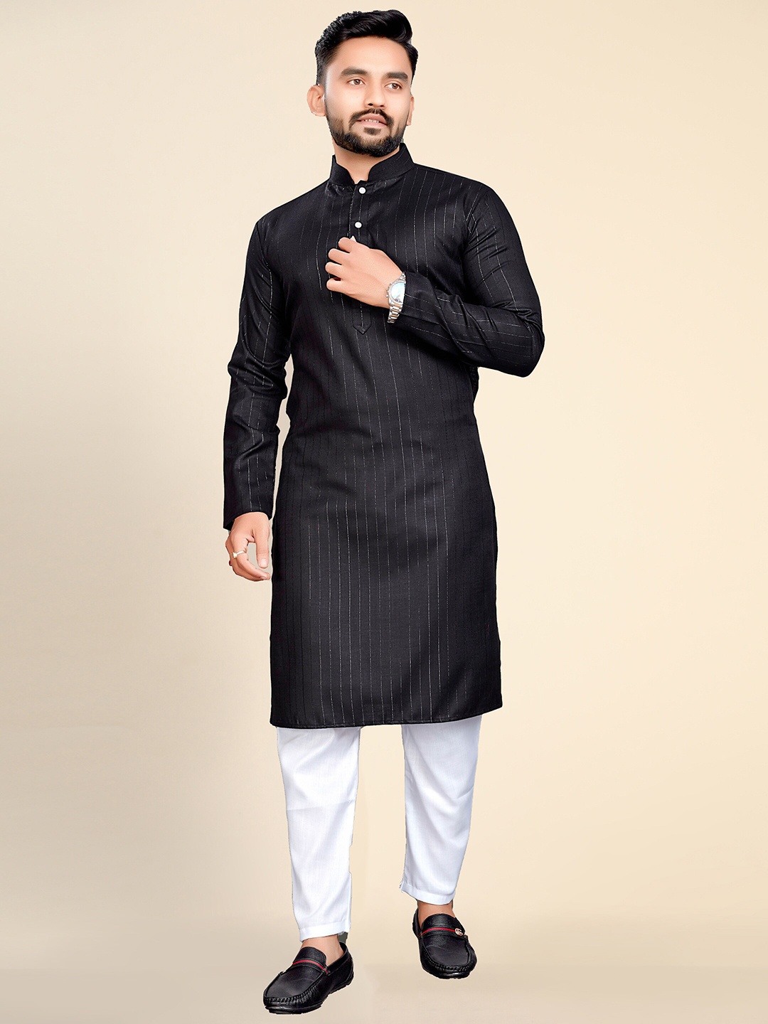 

Ekta Textiles Striped Mandarin Collar Pure Cotton Kurta with Pyjamas, Black