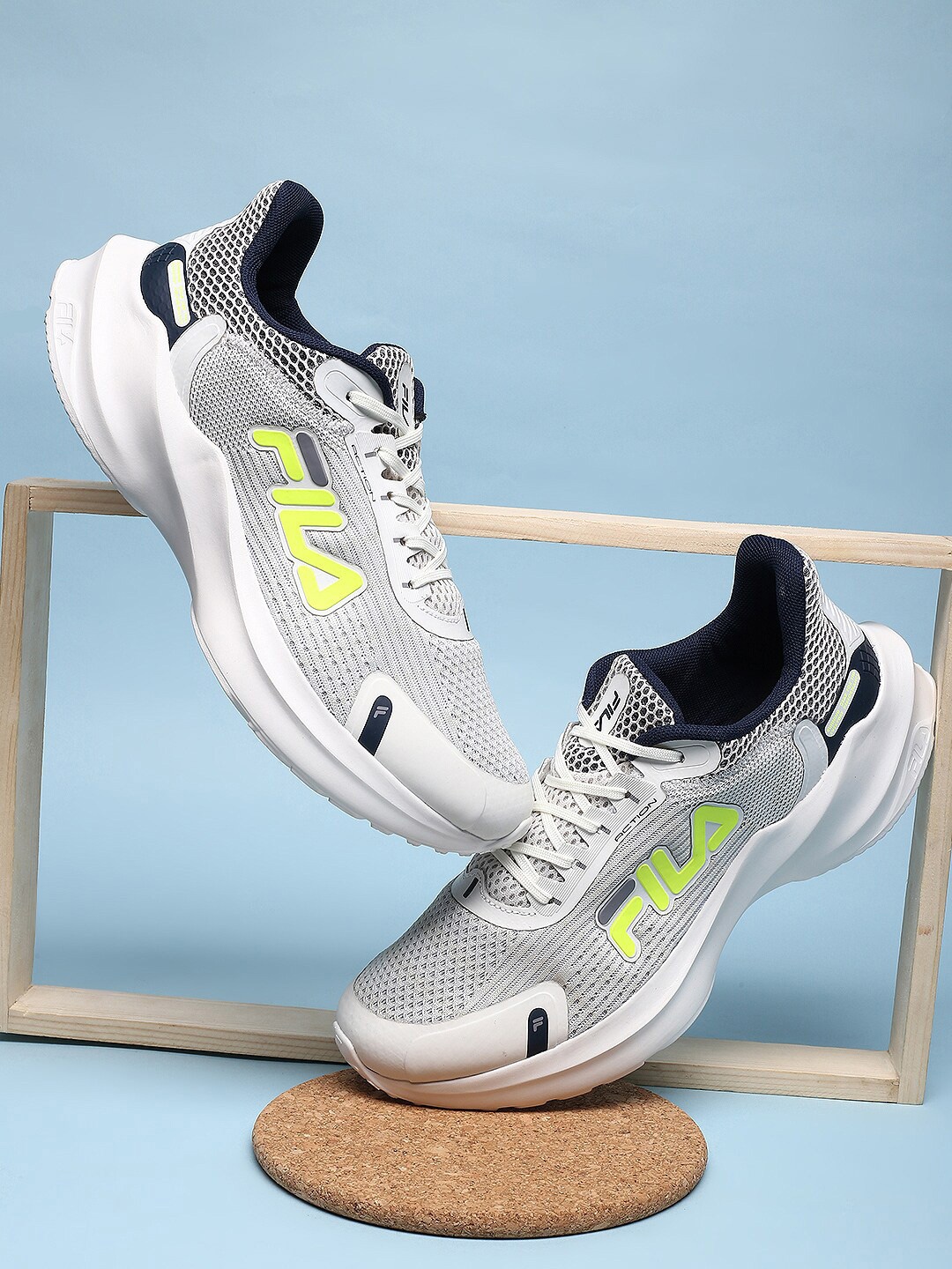 

FILA Men Action Running Shoes, Grey