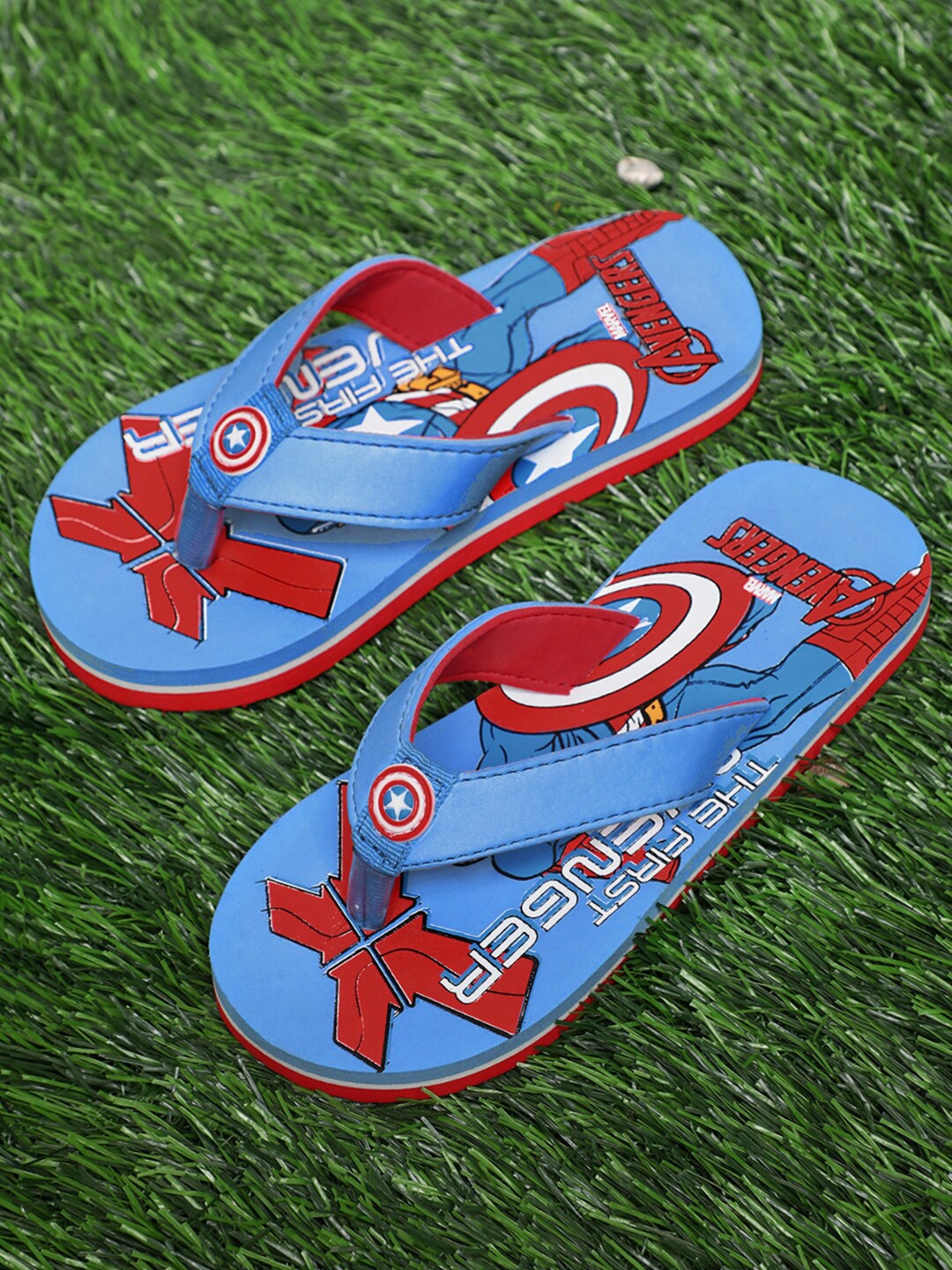 

Kids Ville Boys Captain America-Printed Soft Cushion Thong Flip-Flops, Blue
