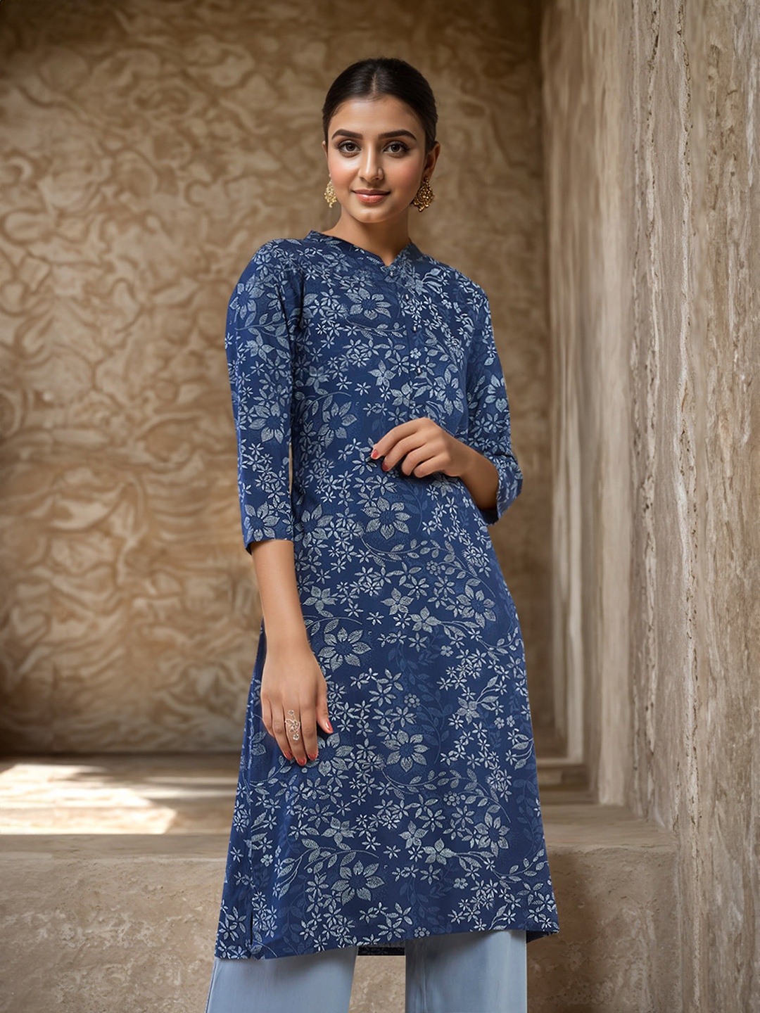 

Soch Floral Printed Mandarin Collar Kurta, Navy blue