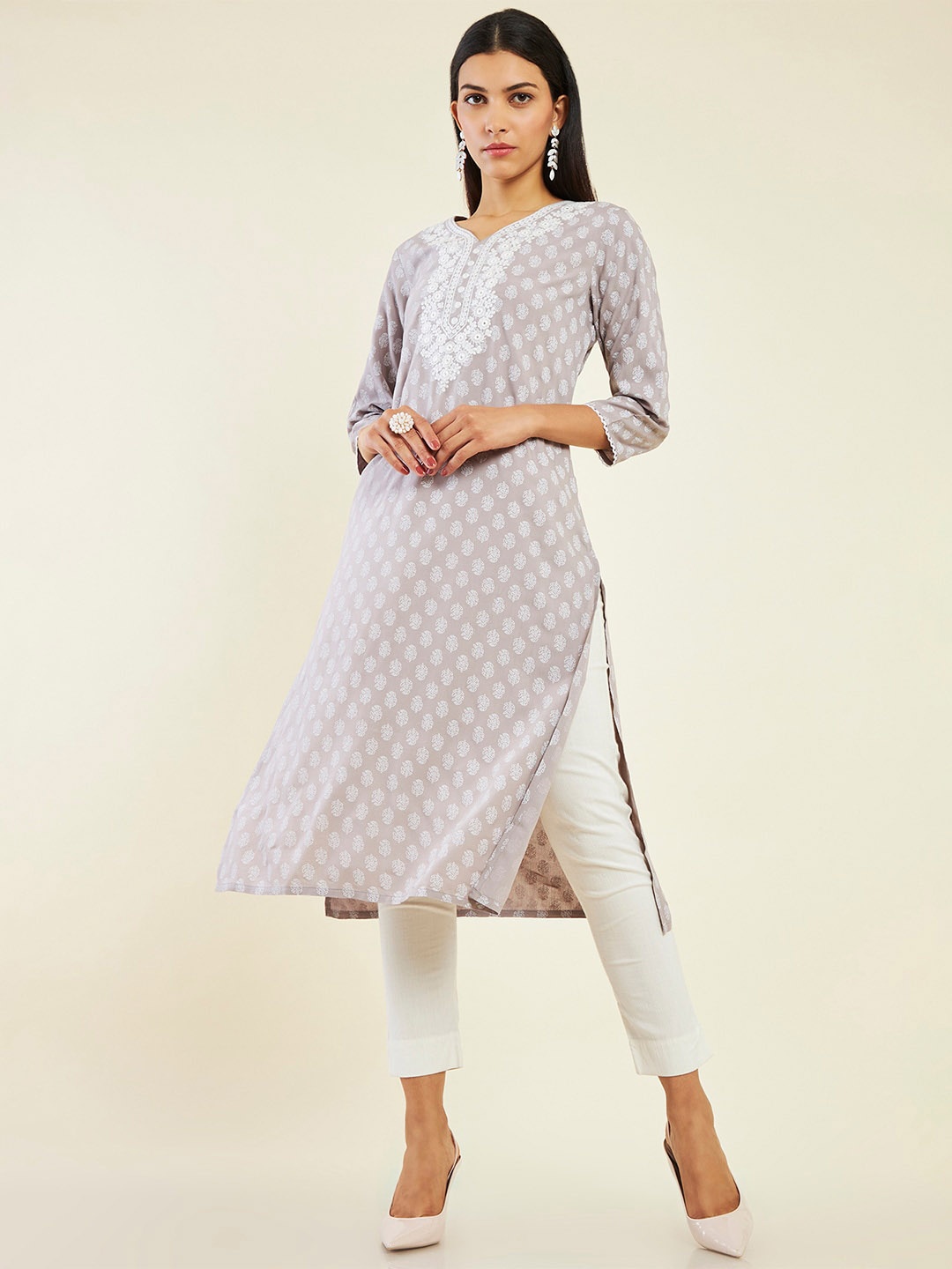 

Soch Ethnic Motifs Printed Thread Work Kurta, Grey