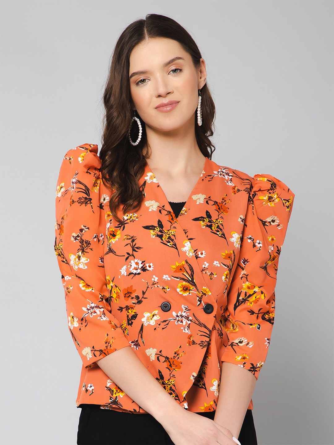 

PURYS Women Printed Button Shrug, Peach