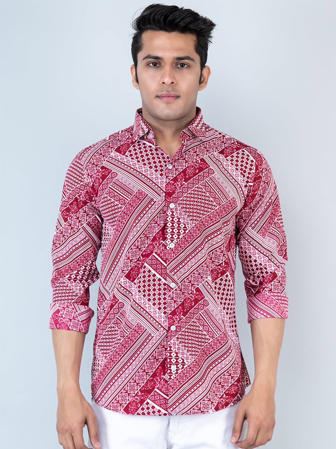 

Tistabene Ethnic Motifs Printed Casual Shirt, Maroon