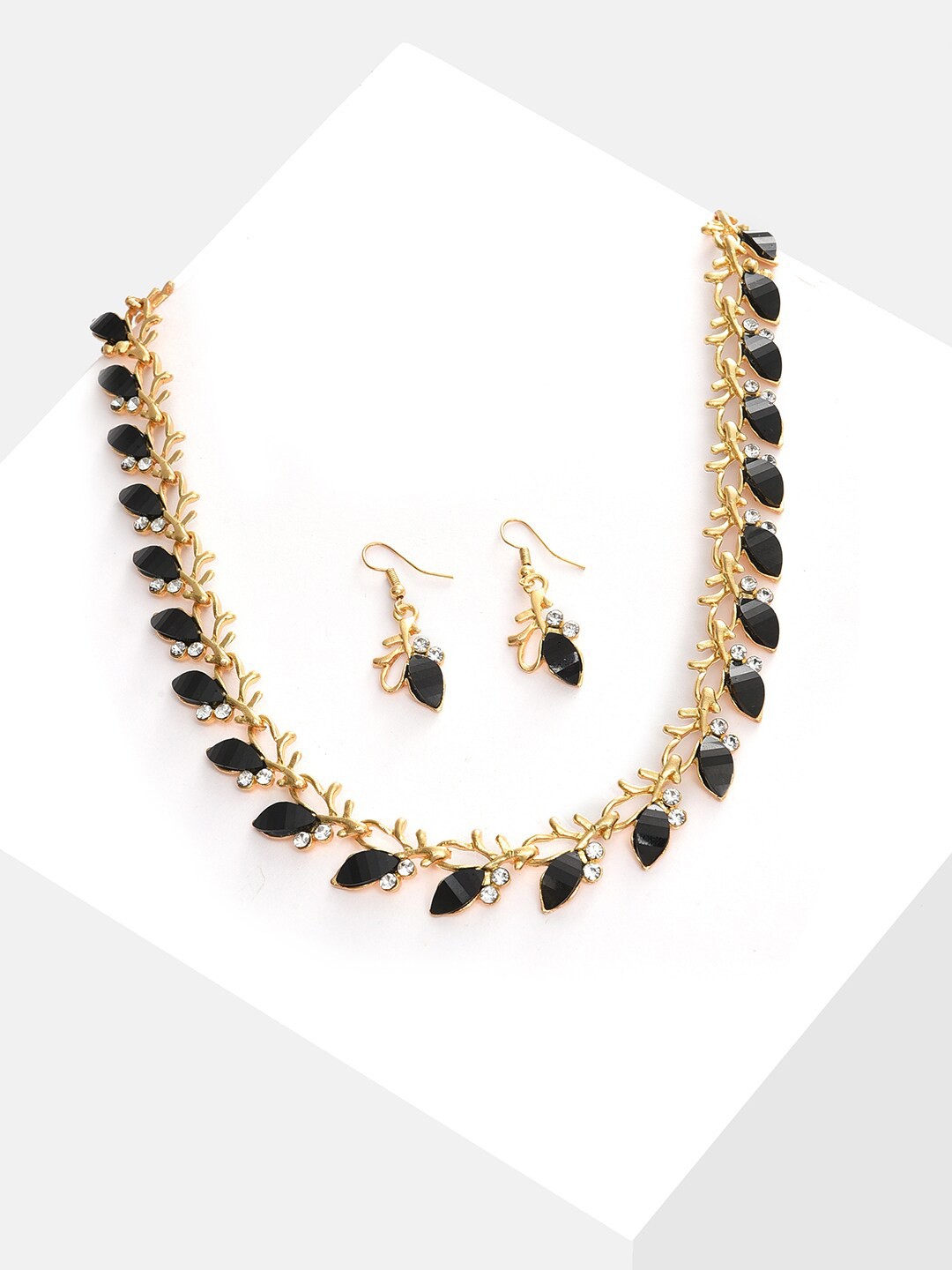 

SOHI Gold-Plated Stone-Studded Necklace & Earrings Set