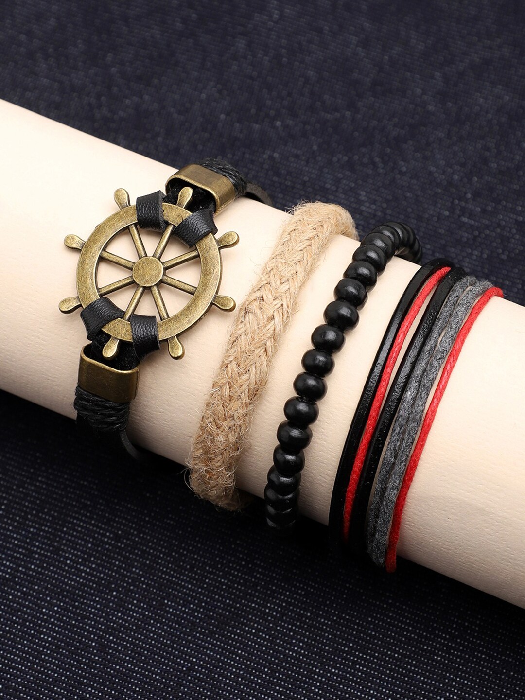 

SOHI Women Set of 4 Leather Wraparound Bracelet, Black