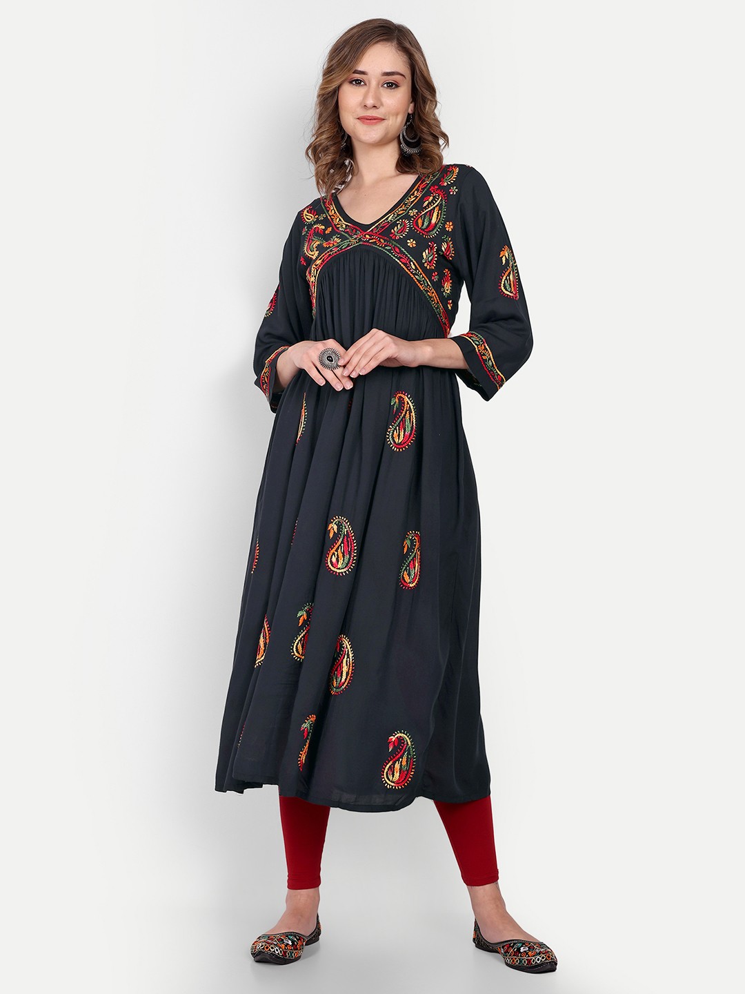 

Indiankala4u Ethnic Motifs Embroidered Anarkali Kurta, Black