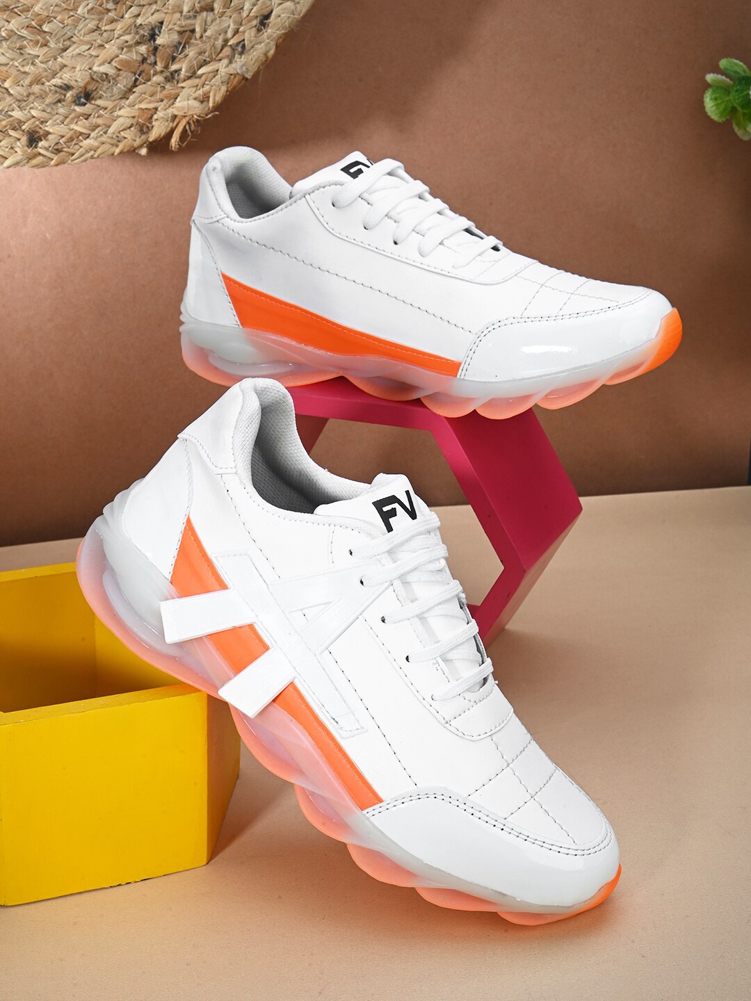 

Fashion Victim Men Walking Non-Marking Sports Shoes, White