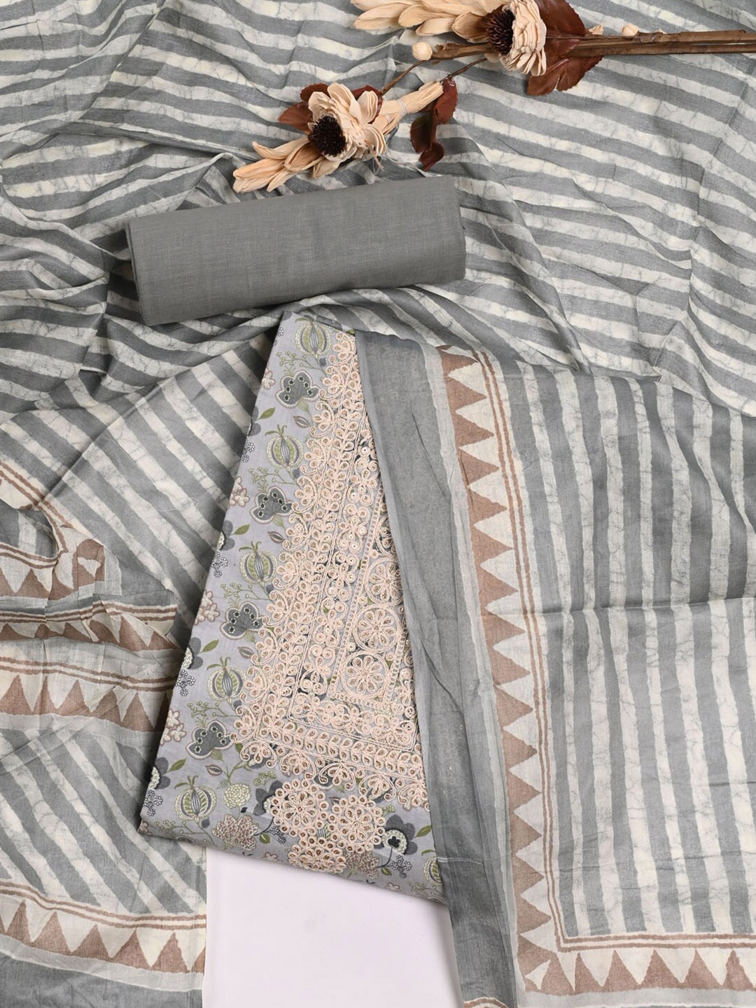 

Meena Bazaar Embroidered Pure Cotton Unstitched Dress Material, Grey