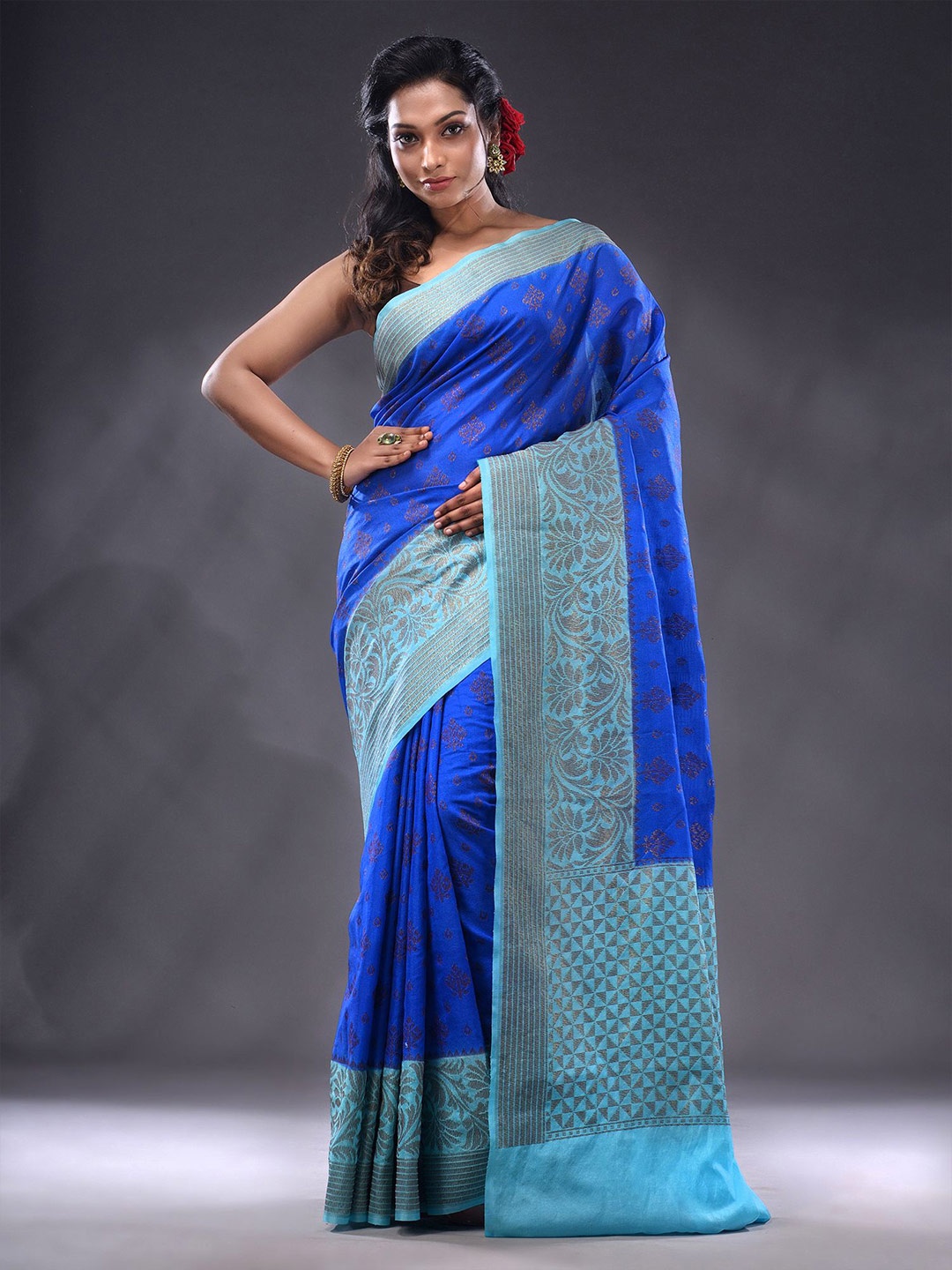 

Charukriti Ethnic Motifs Woven Design Zari Saree, Blue