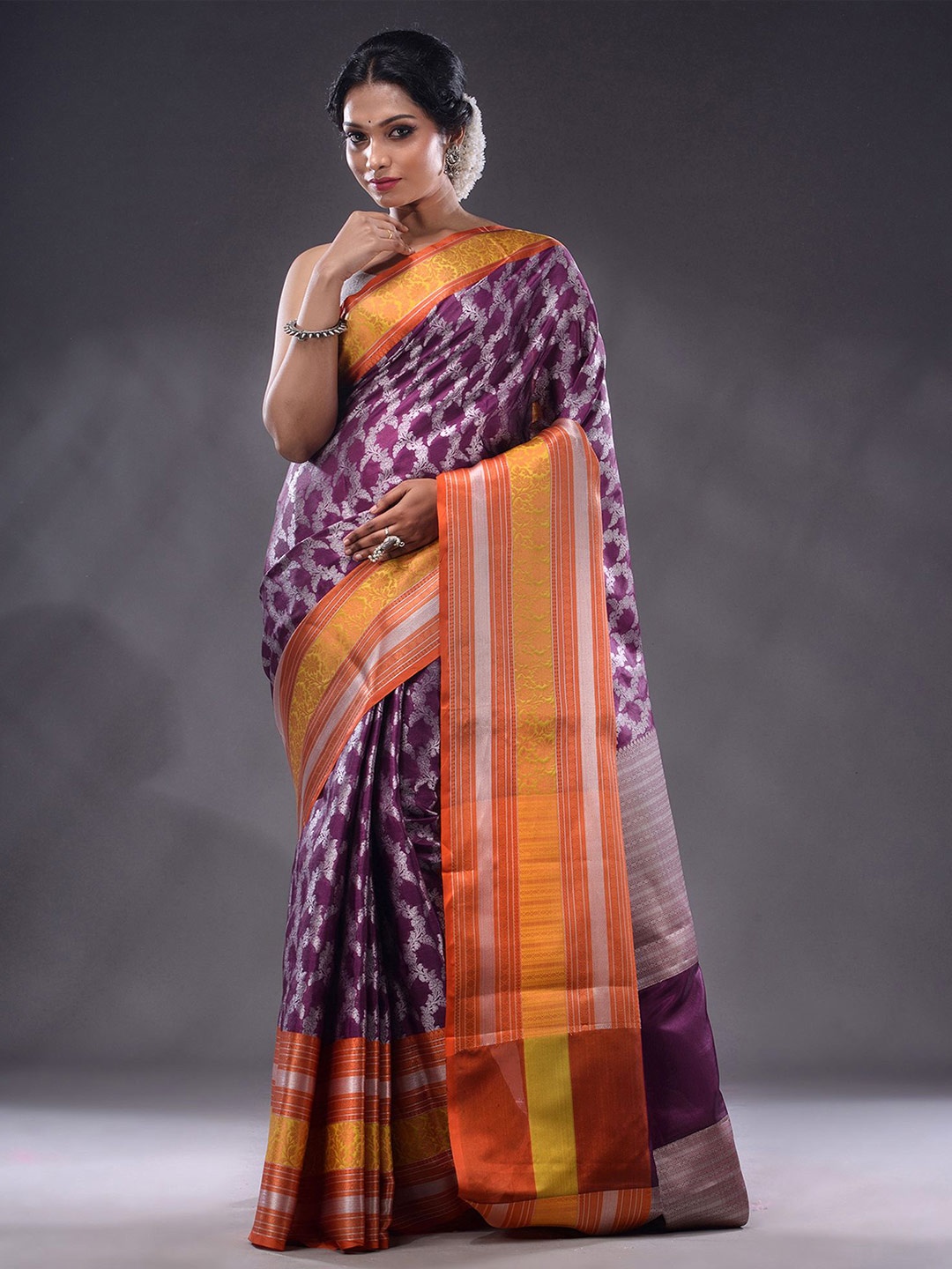 

Charukriti Floral Motif Woven Design Zari Saree, Purple