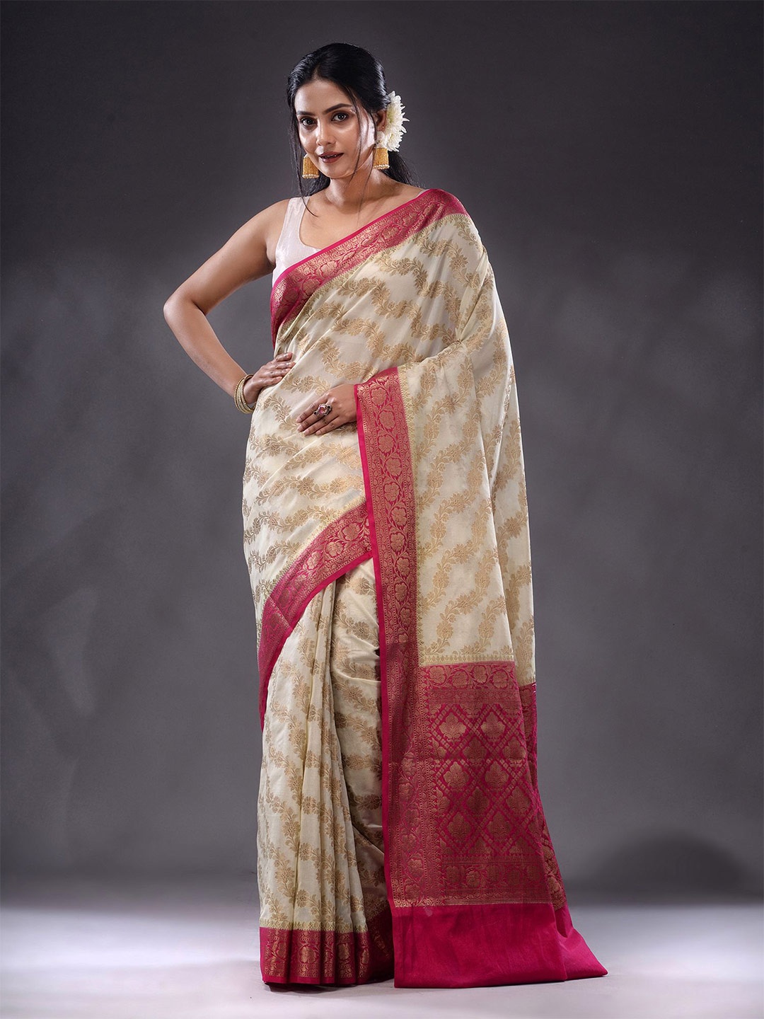 

Charukriti Ethnic Motifs Woven Design Zari Saree, White