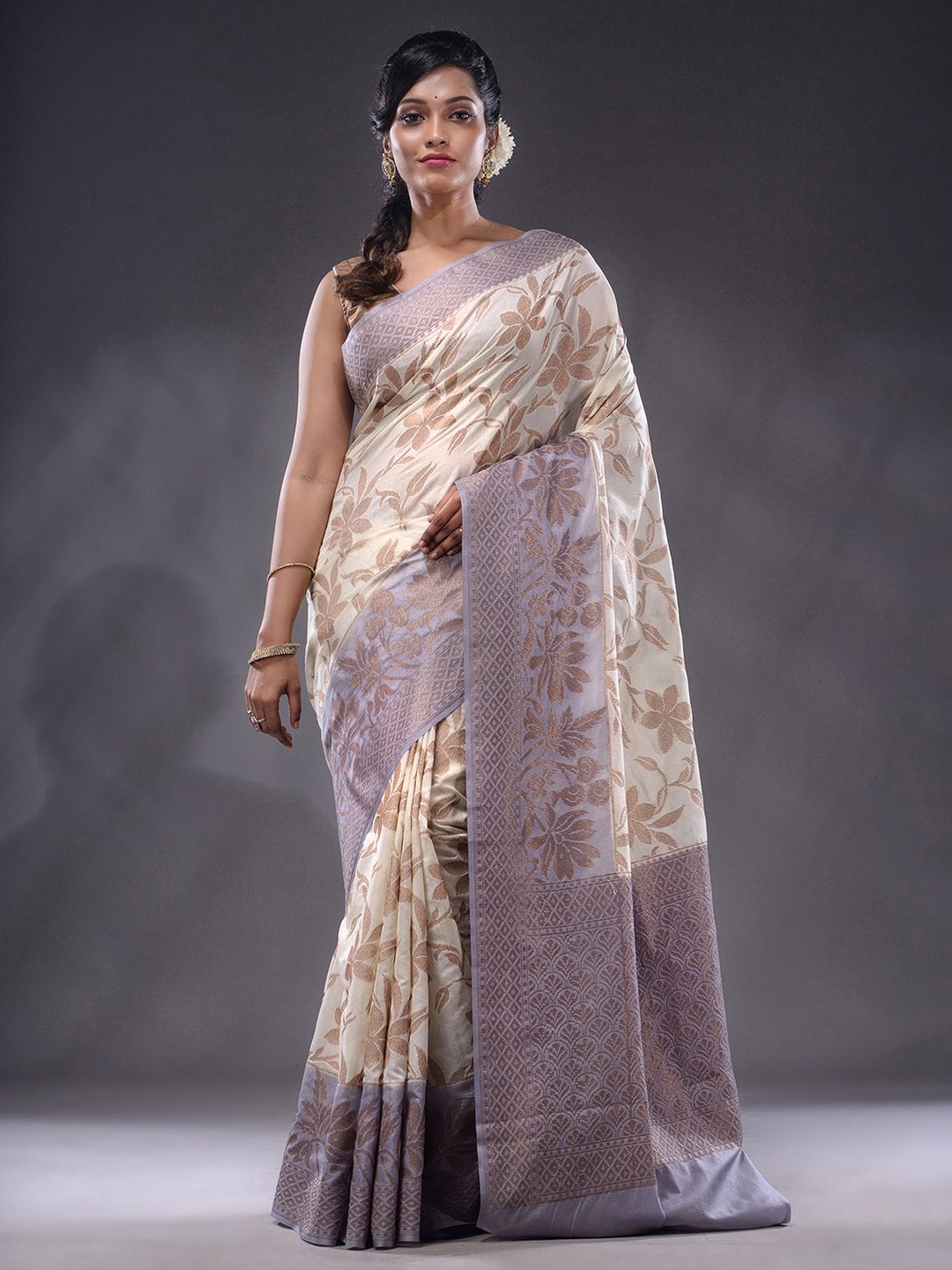 

Charukriti Floral Woven Design Zari Saree, White